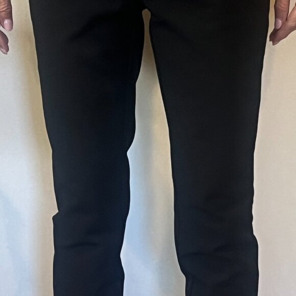 Black dress pants from White House Black Market, Size 00, Skinny fit. - Picture 3 of 10